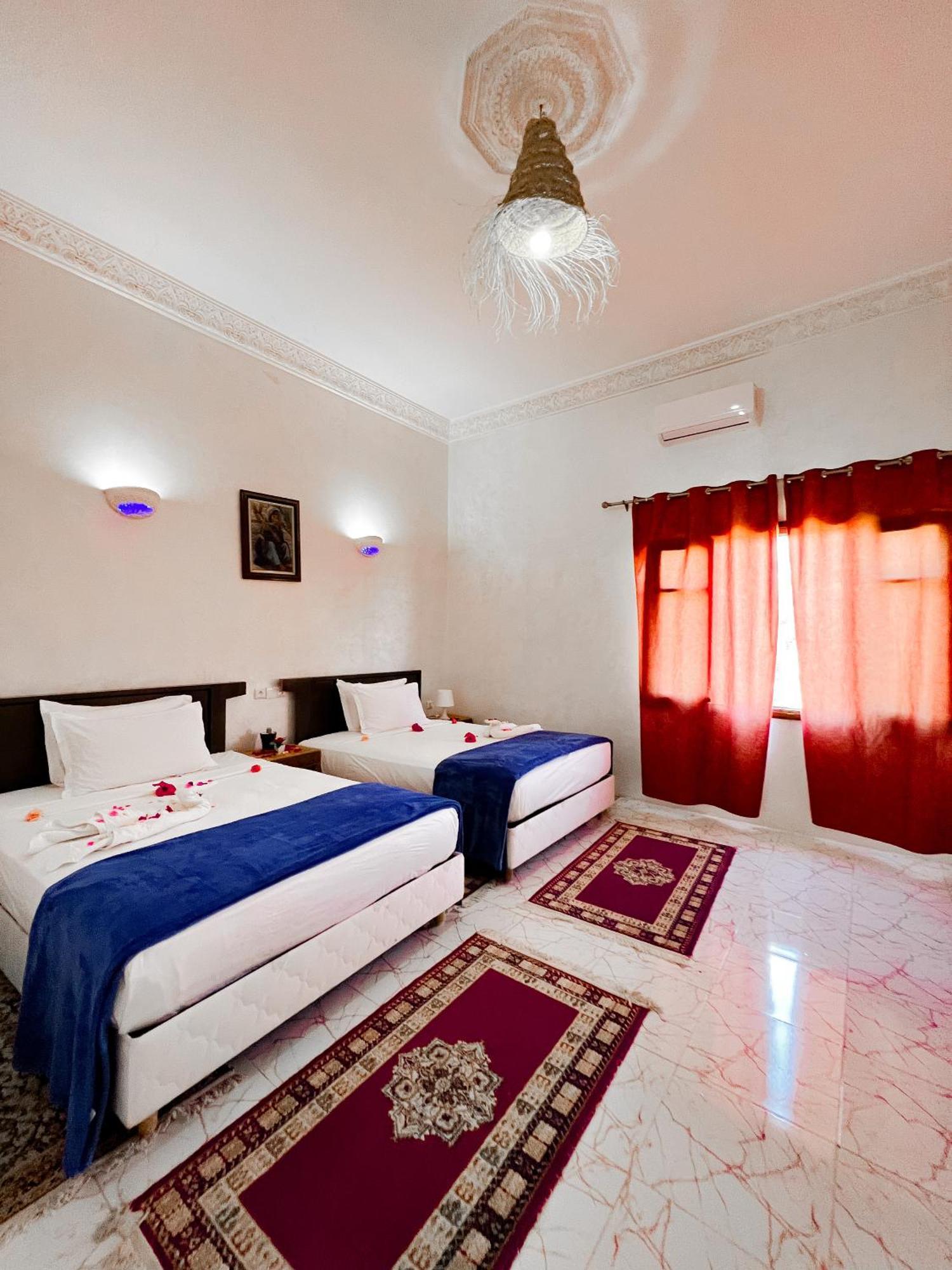Guest House Qodwa Sidi Abdallah Ghiat Exterior photo
