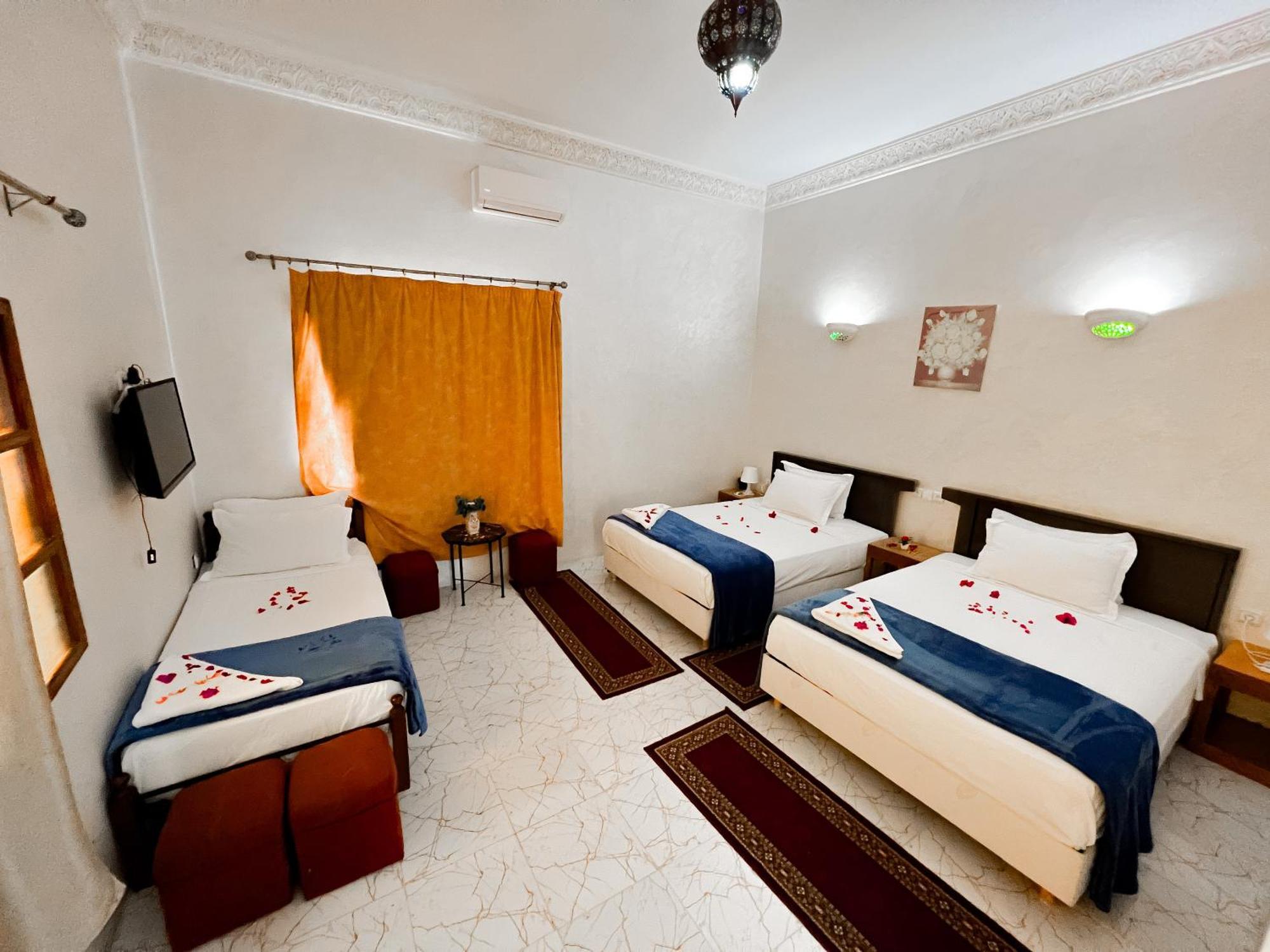 Guest House Qodwa Sidi Abdallah Ghiat Exterior photo
