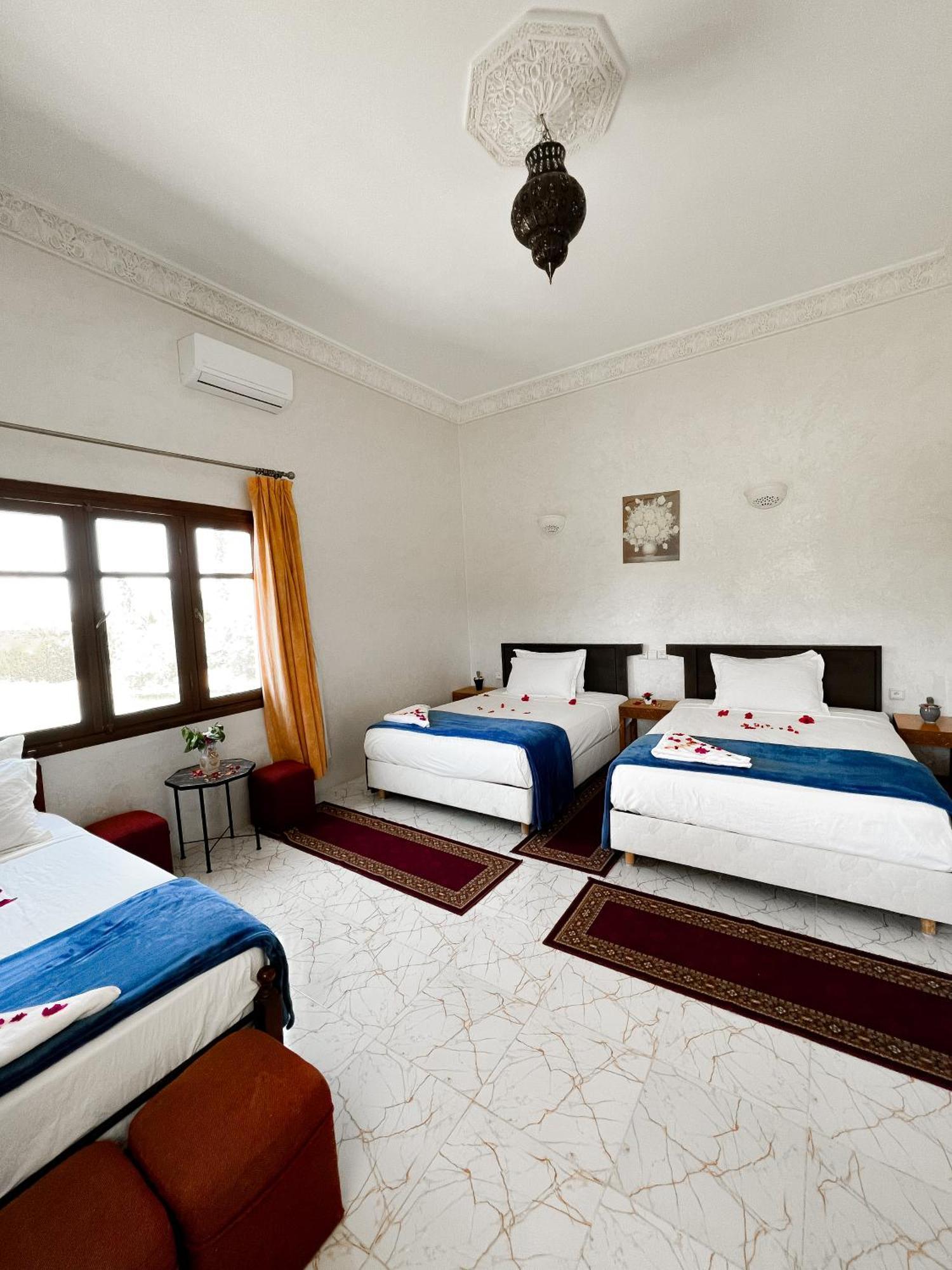 Guest House Qodwa Sidi Abdallah Ghiat Exterior photo